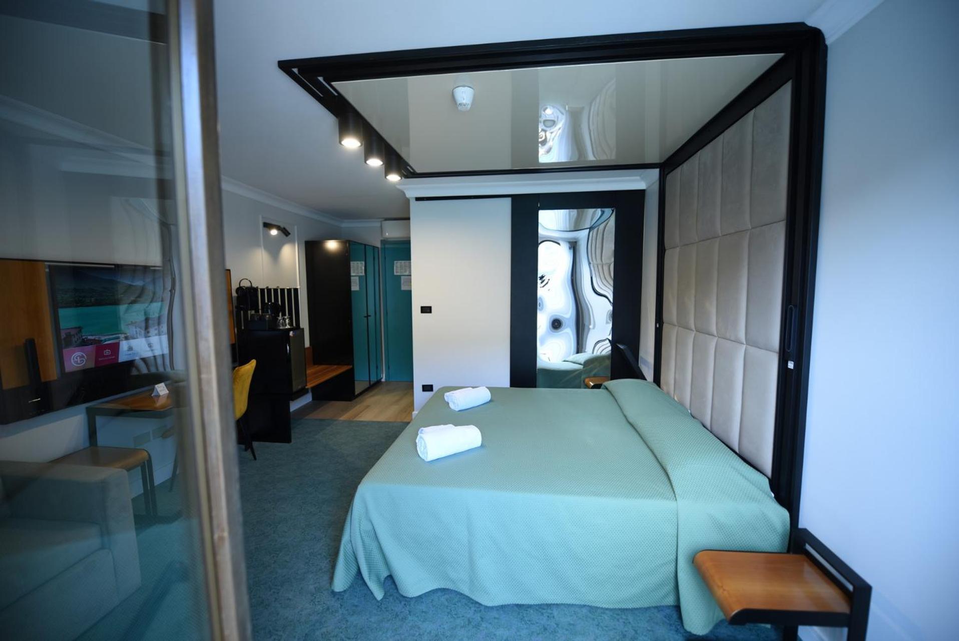 Hotel Celis บาร์ชิส ภายนอก รูปภาพ