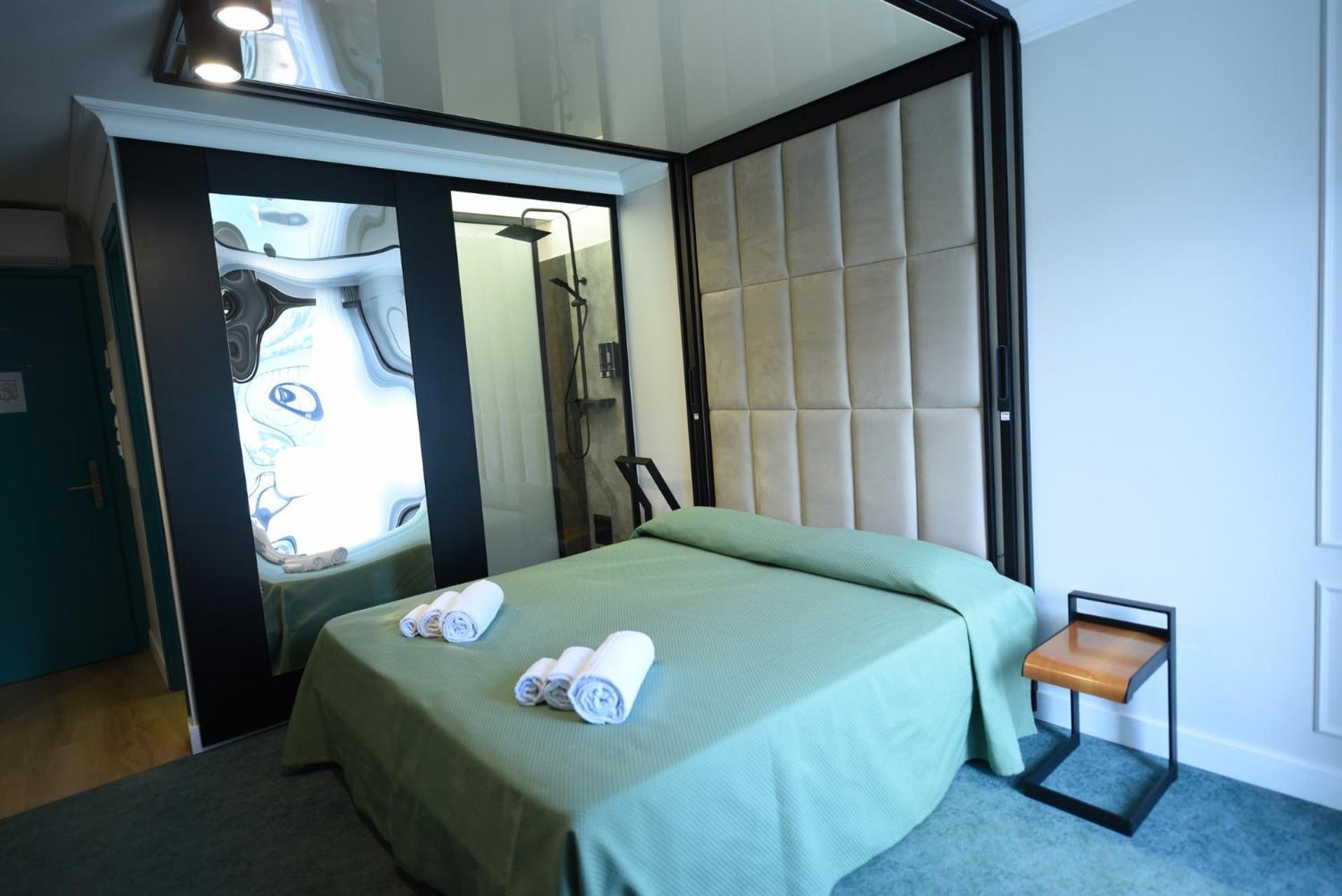 Hotel Celis บาร์ชิส ภายนอก รูปภาพ