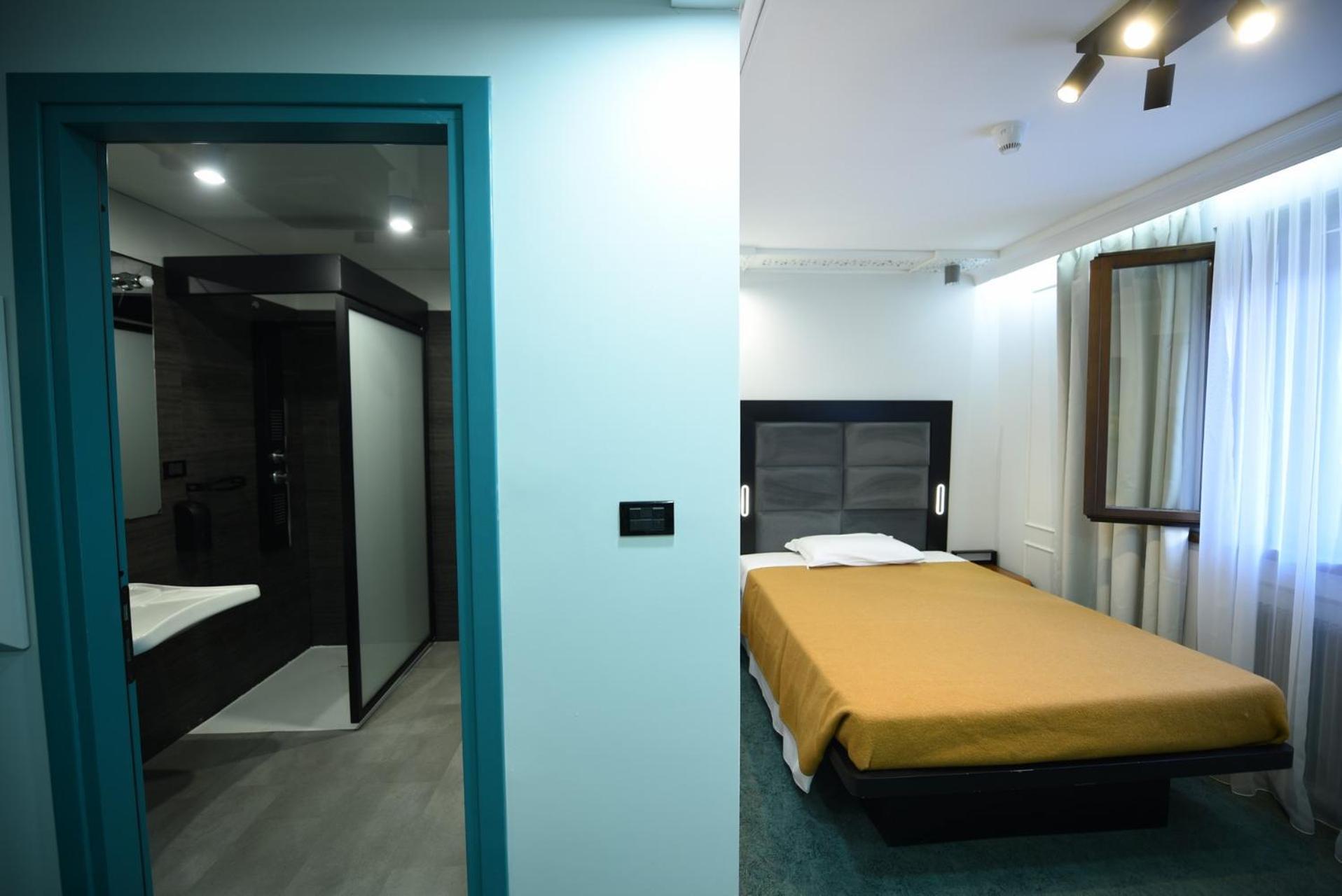 Hotel Celis บาร์ชิส ภายนอก รูปภาพ
