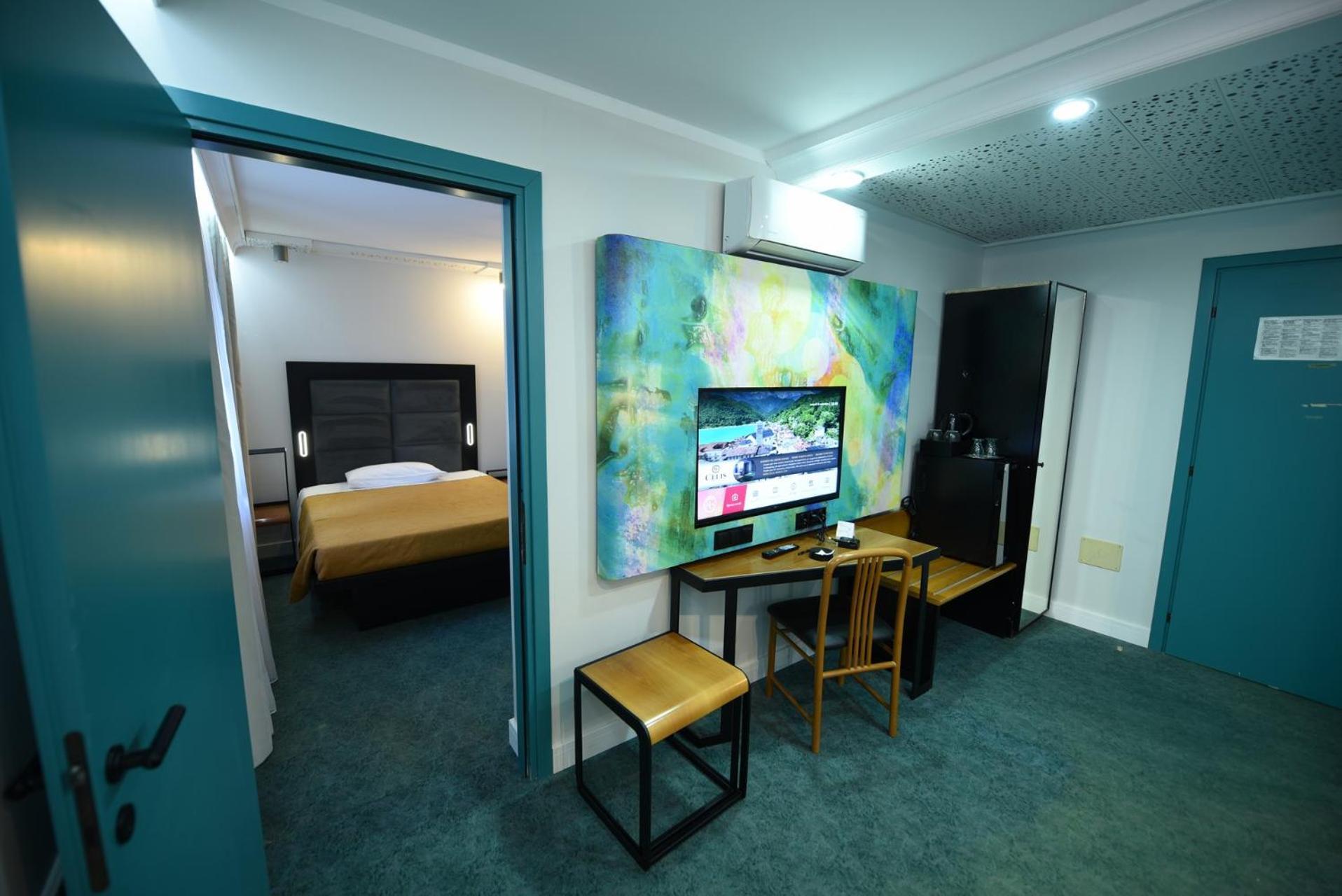 Hotel Celis บาร์ชิส ภายนอก รูปภาพ