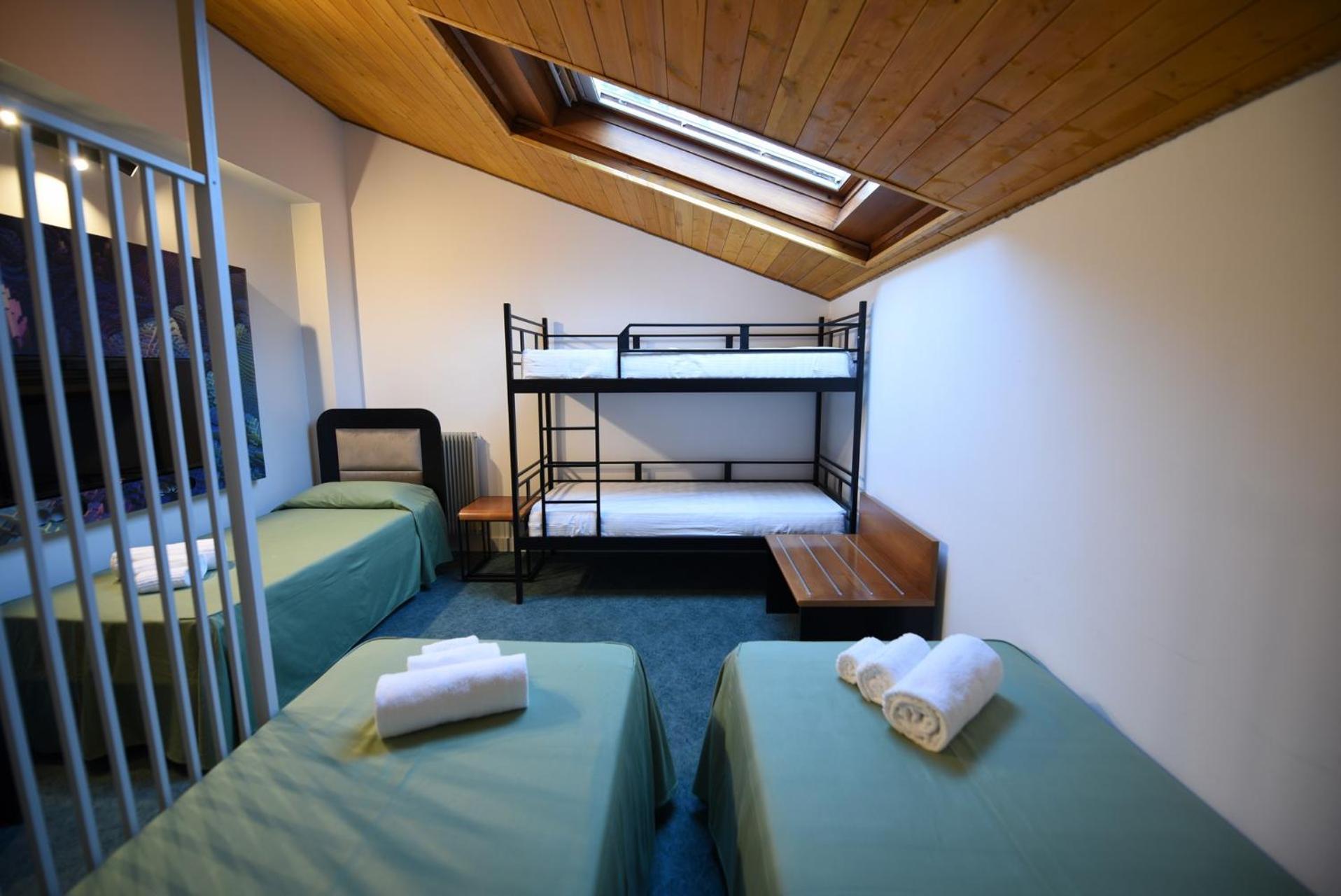 Hotel Celis บาร์ชิส ภายนอก รูปภาพ