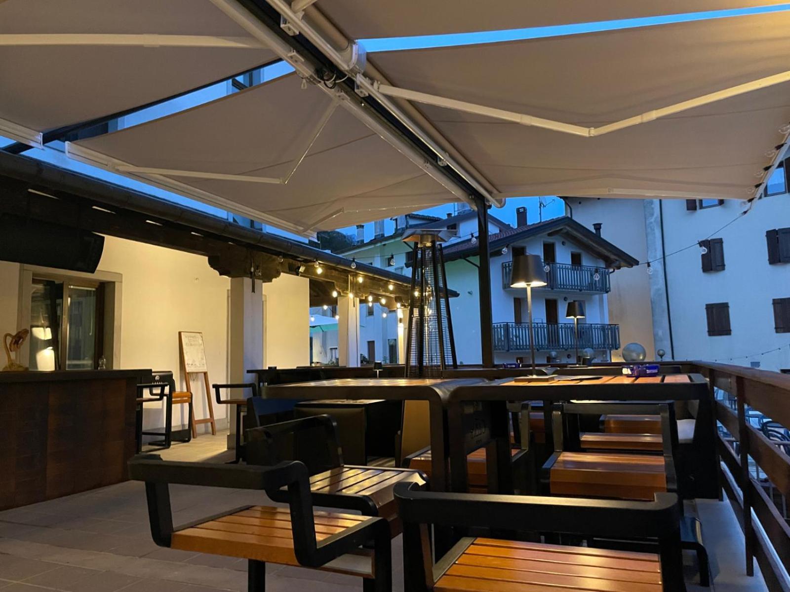 Hotel Celis บาร์ชิส ภายนอก รูปภาพ