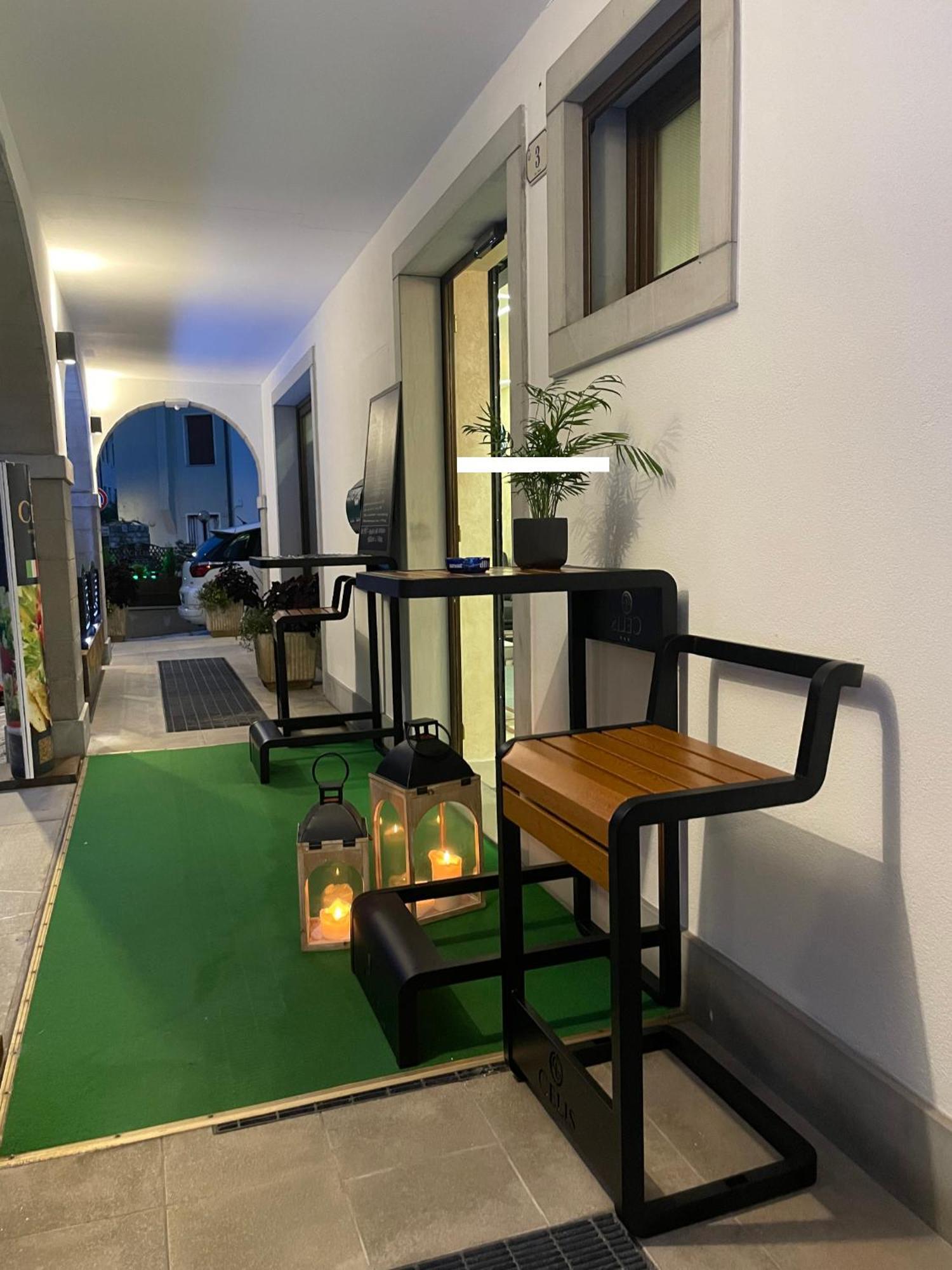 Hotel Celis บาร์ชิส ภายนอก รูปภาพ